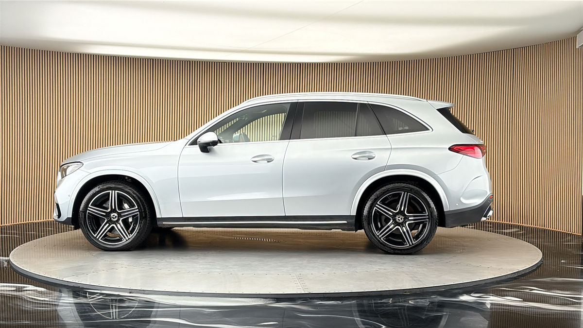 More views of Mercedes-Benz GLC