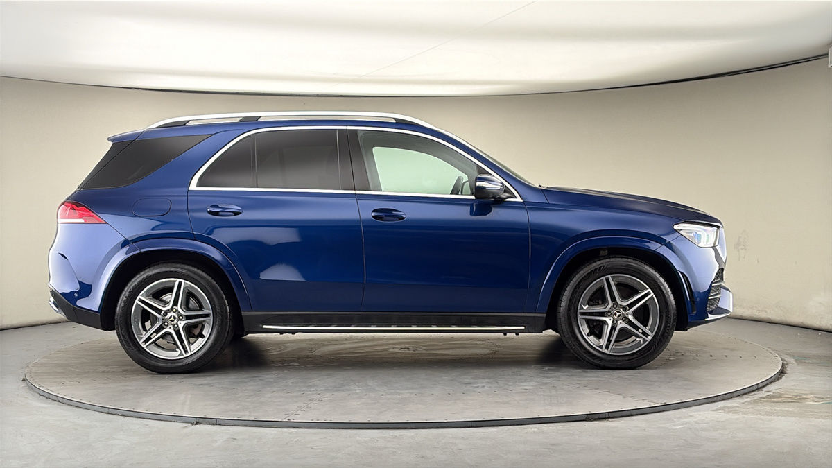 Mercedes-Benz GLE Image 16