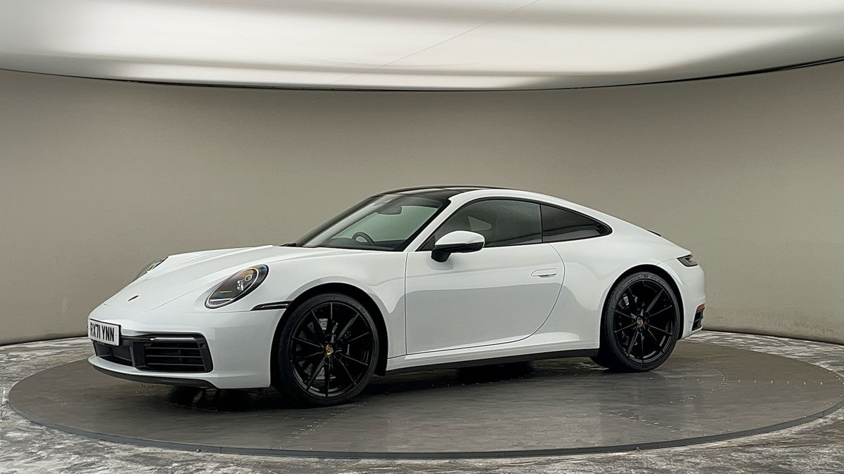 More views of Porsche 911
