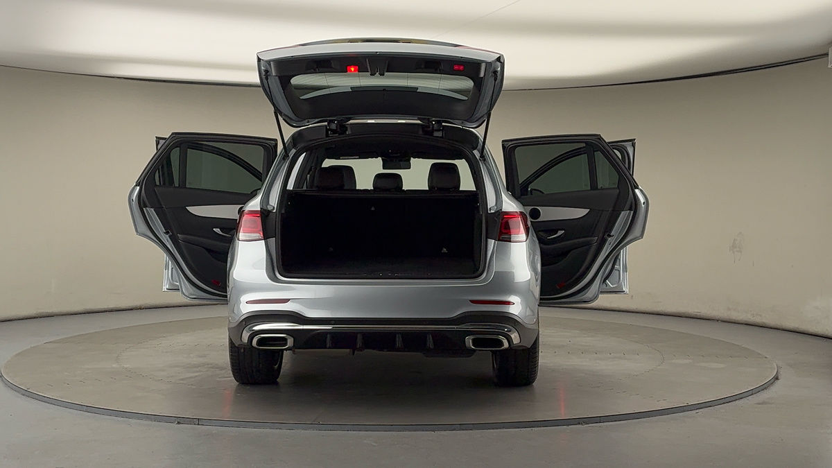 More views of Mercedes-Benz GLC