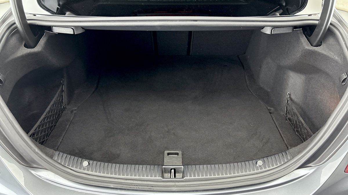 Mercedes-Benz C Class Image 11
