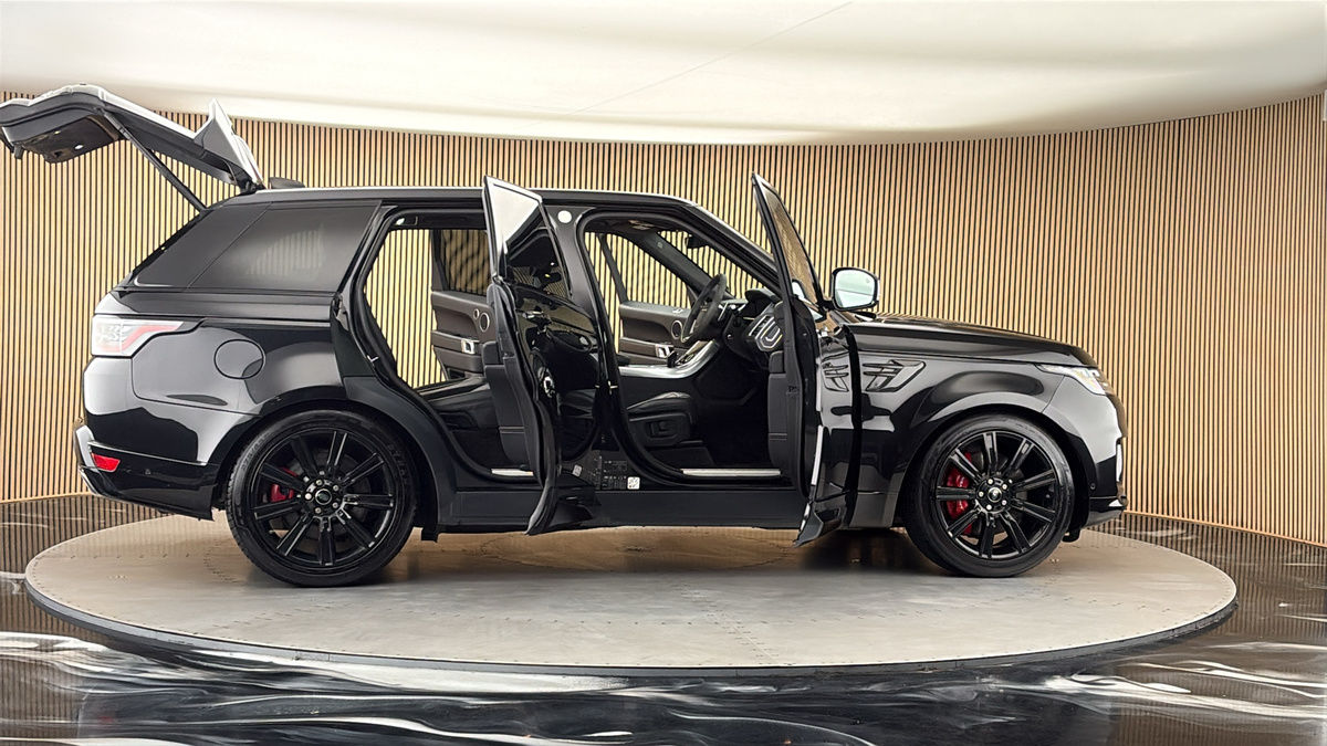 More views of Land Rover Range Rover Sport