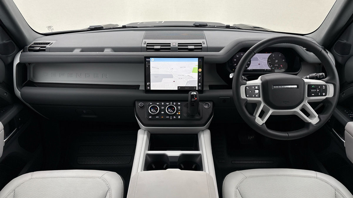 Land Rover Defender 110 Urban Image 29