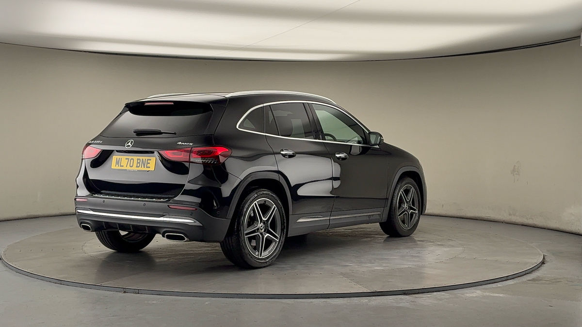 More views of Mercedes-Benz GLA