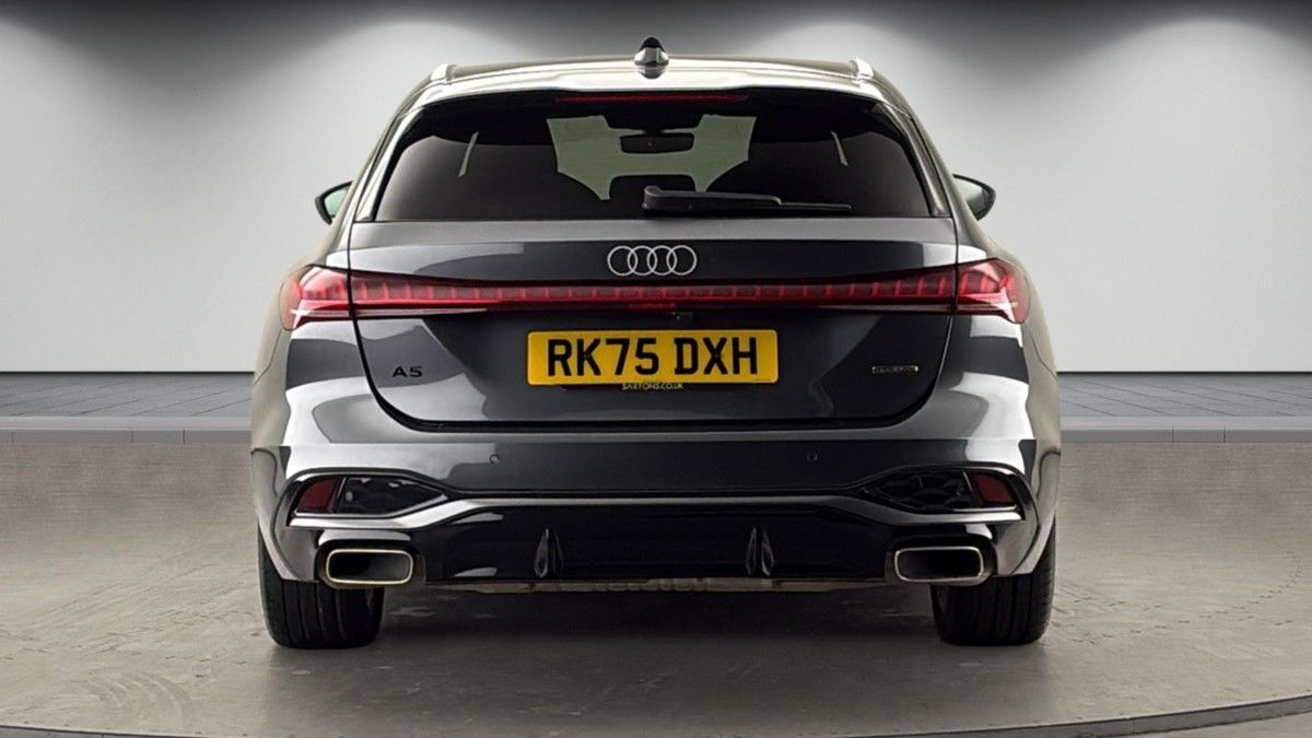 Audi A5 Avant Image 4