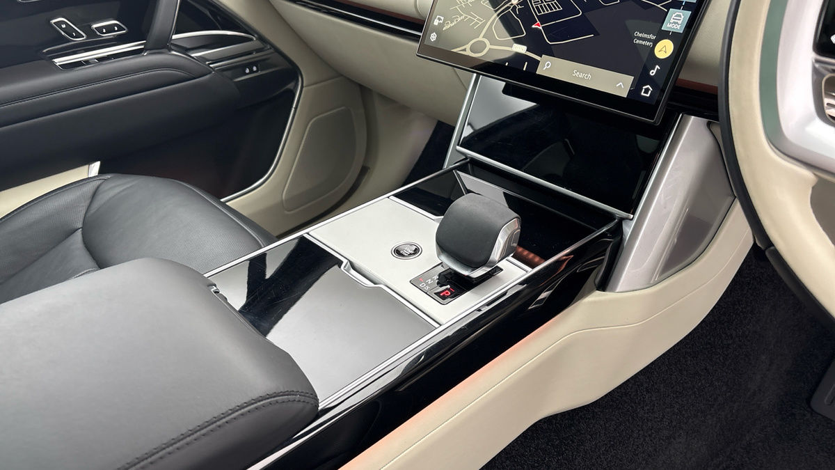 Land Rover Range Rover Image 18