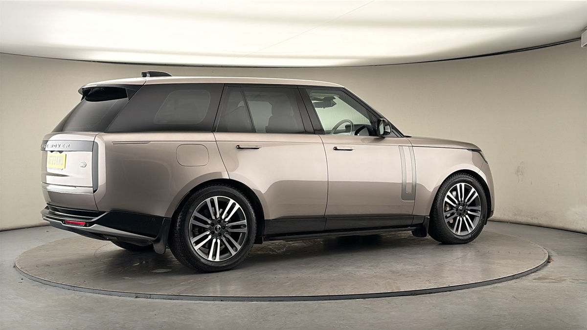 More views of Land Rover Range Rover