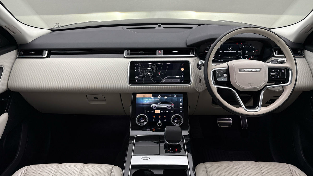 Land Rover Range Rover Velar Image 12