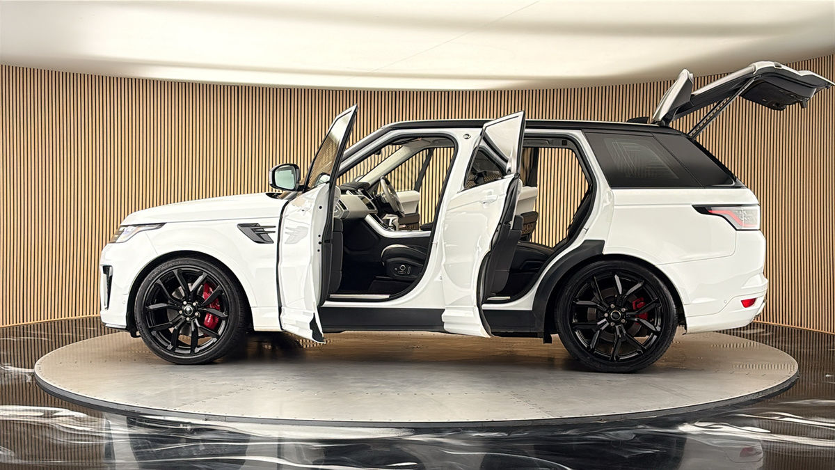 More views of Land Rover Range Rover Sport