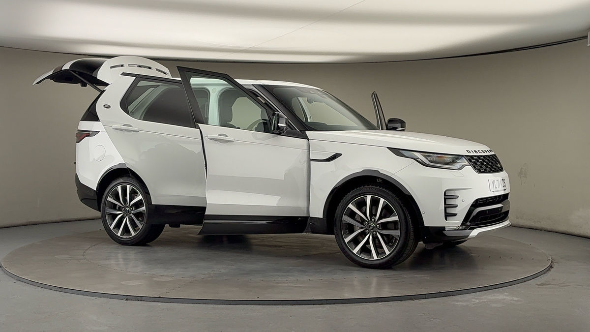 More views of Land Rover Discovery