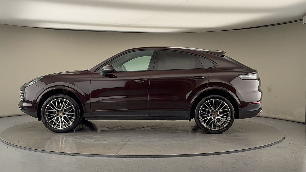 Porsche Cayenne Image 15