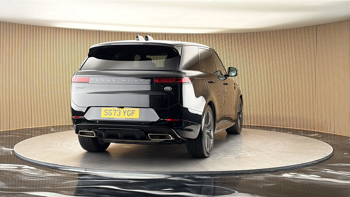 More views of Land Rover Range Rover Sport