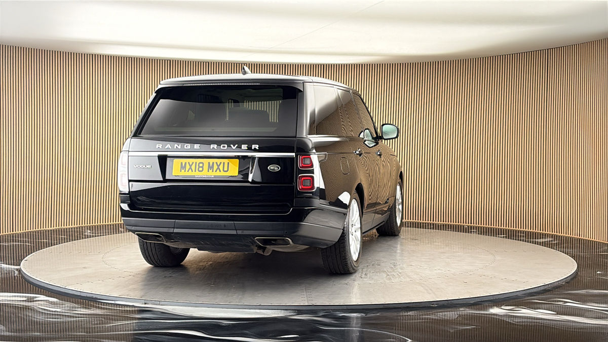 More views of Land Rover Range Rover