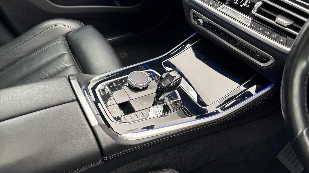 BMW X5 Image 18