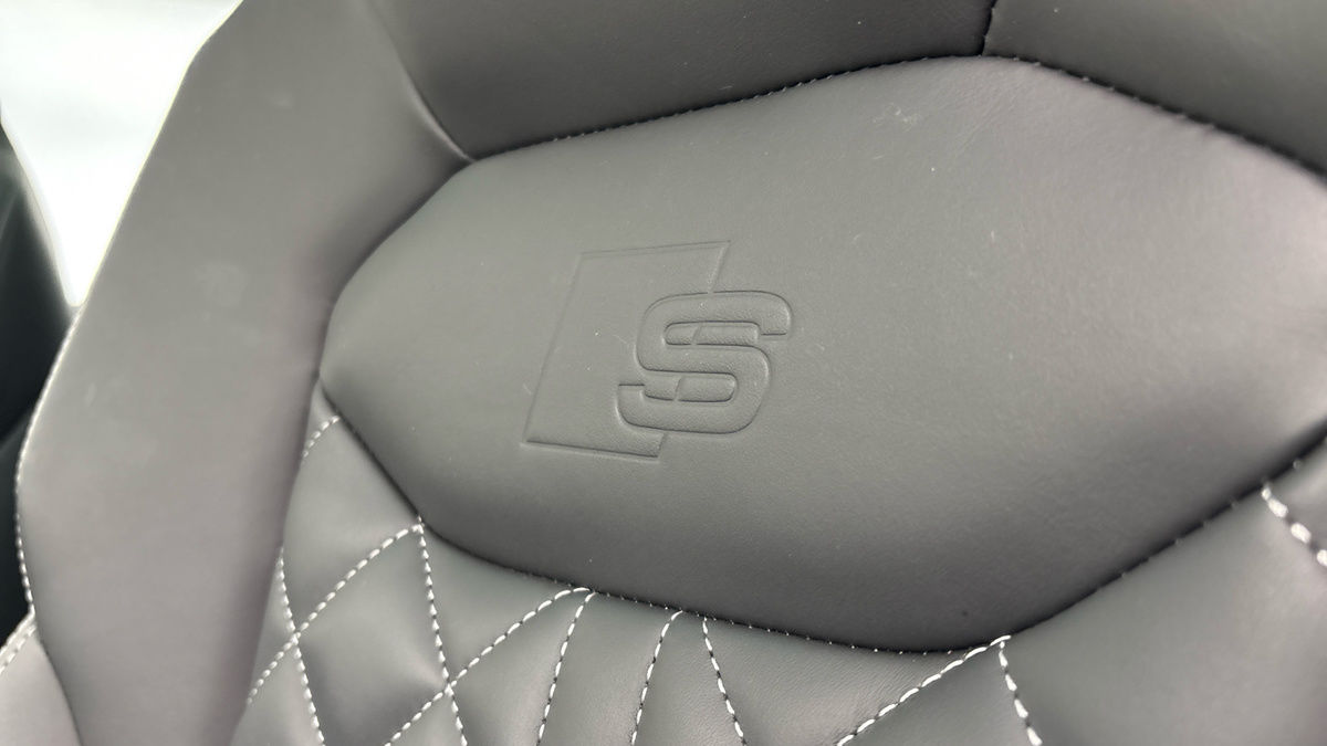 Audi SQ7 Image 29