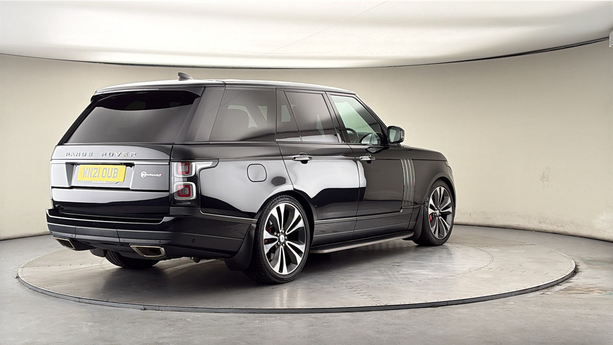 More views of Land Rover Range Rover