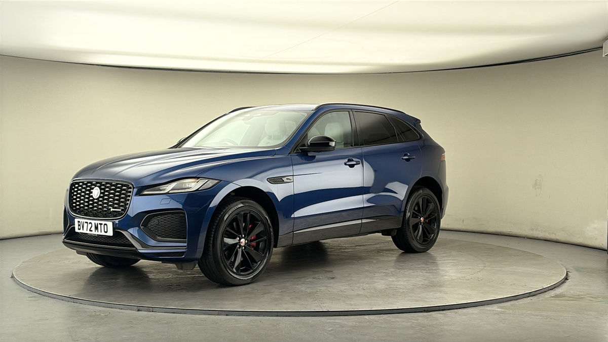 Jaguar F-PACE Image 20