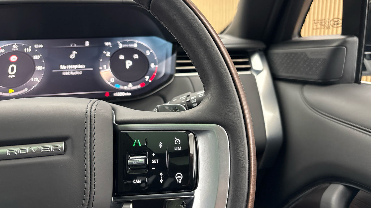 Land Rover Range Rover Image 14