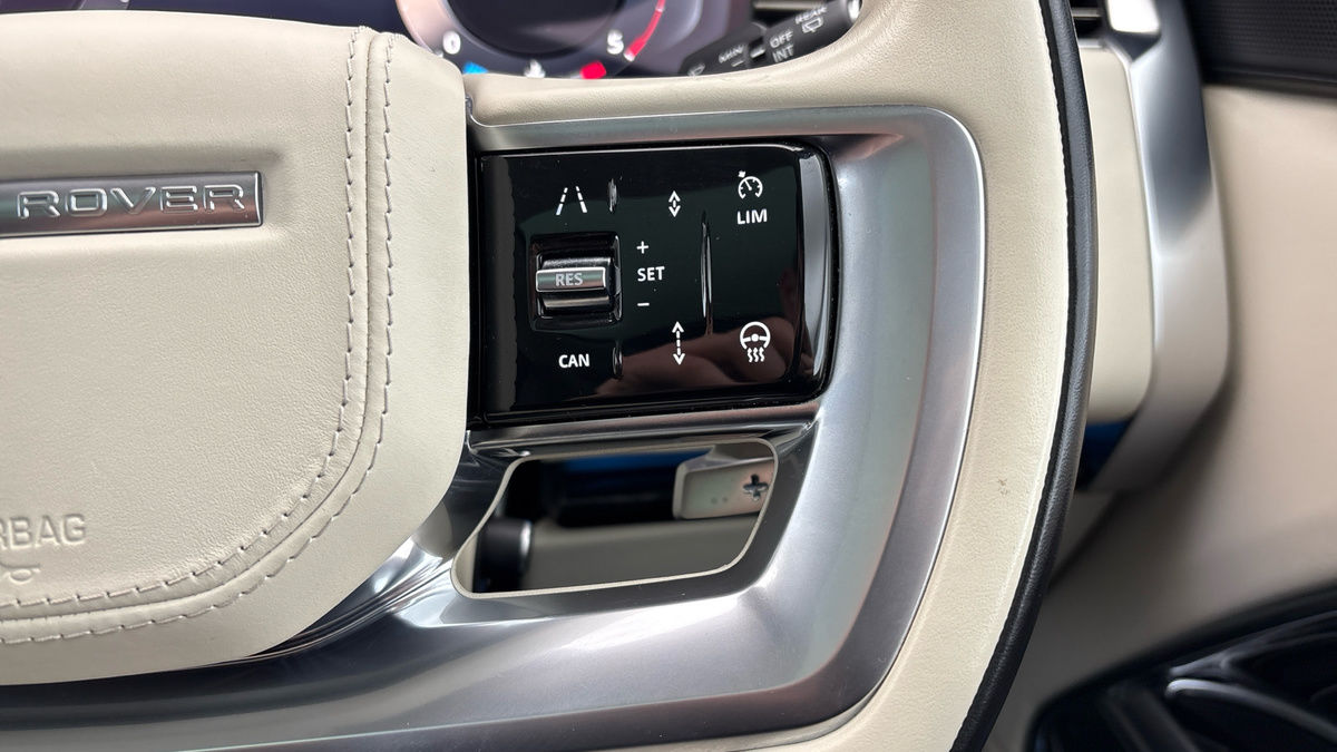 Land Rover Range Rover Image 14