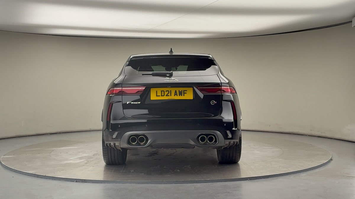 Jaguar F-PACE Image 4