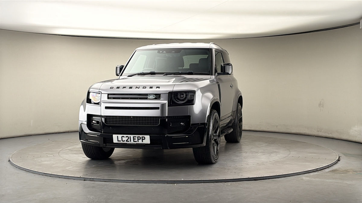 More views of Land Rover Defender 90