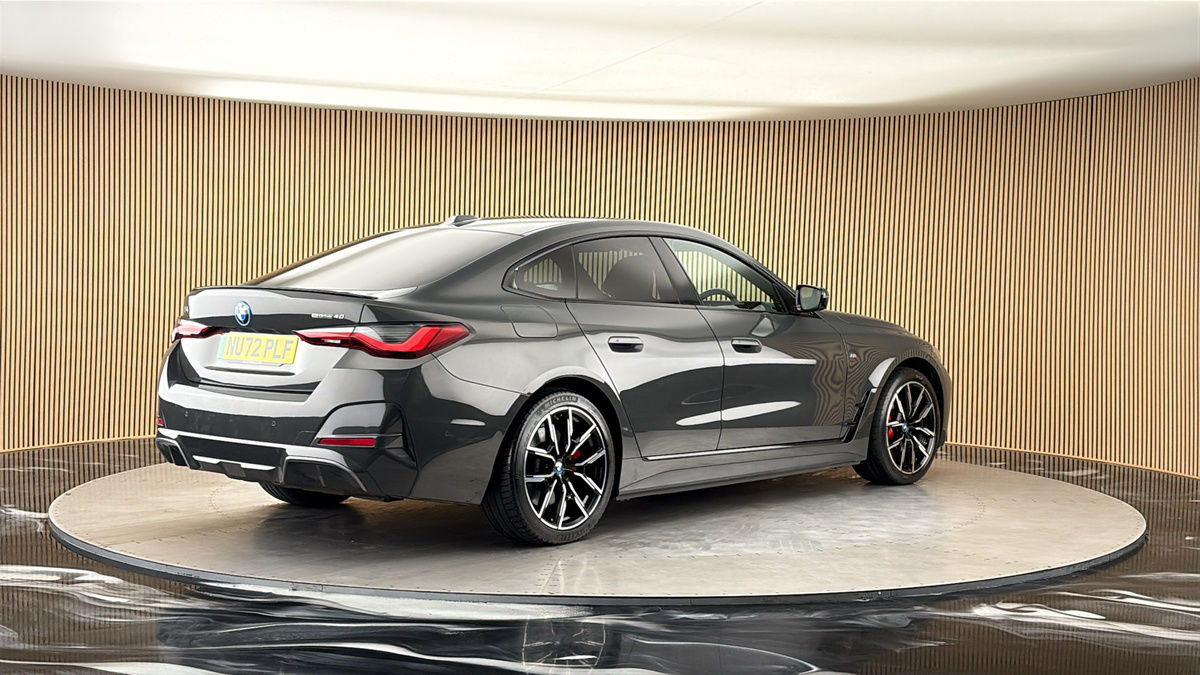 BMW i4 Image 22