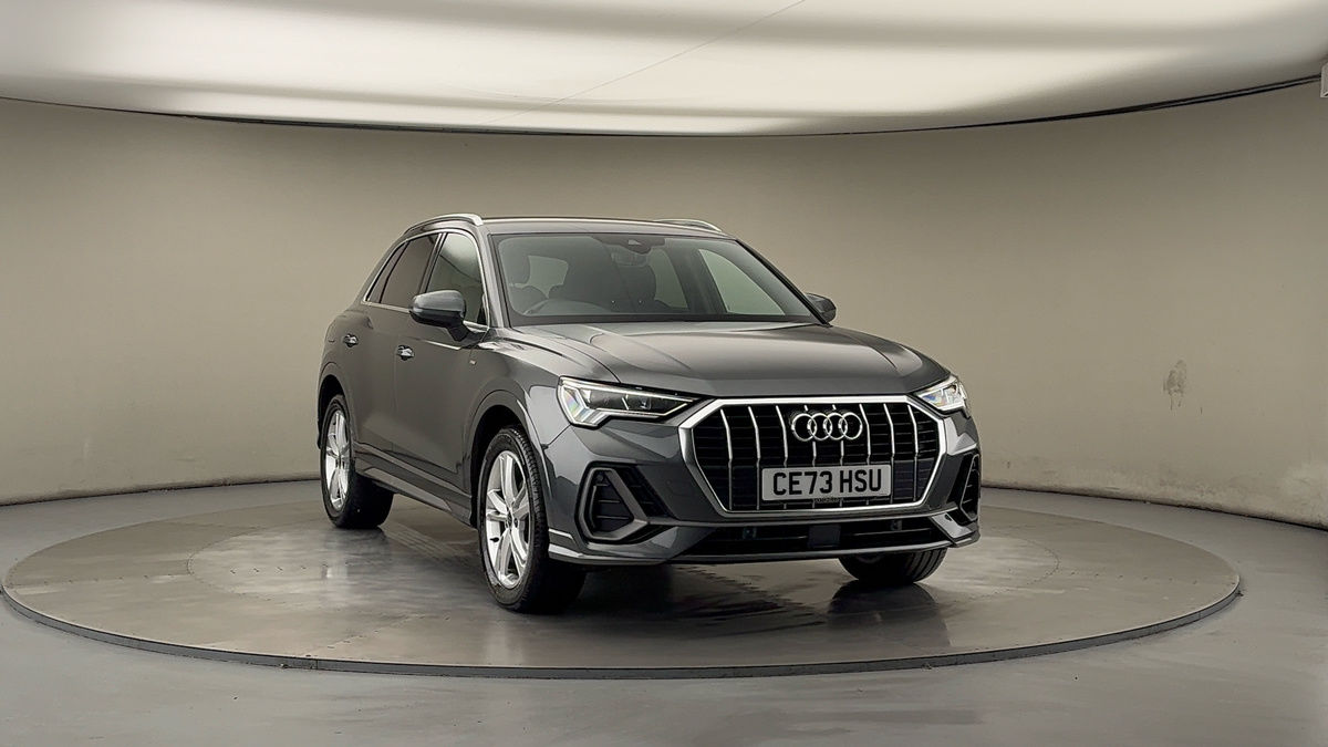 More views of Audi Q3