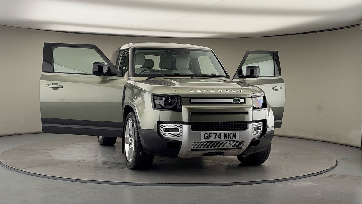 More views of Land Rover Defender 90