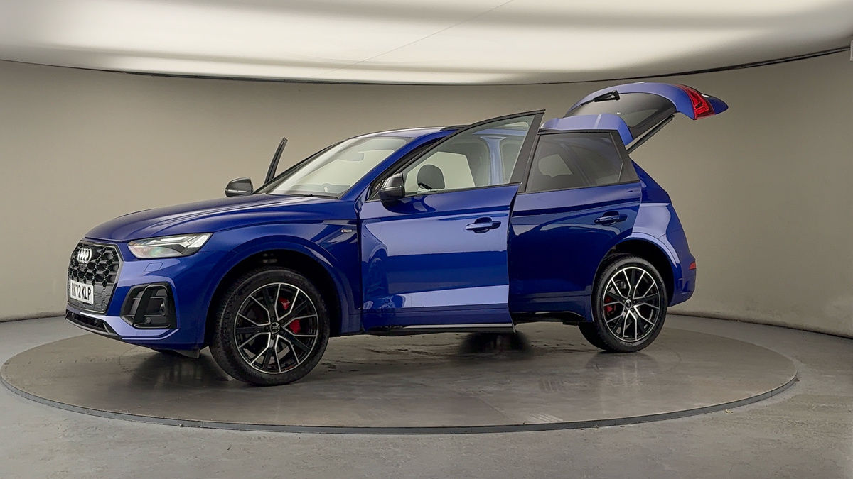 More views of Audi Q5