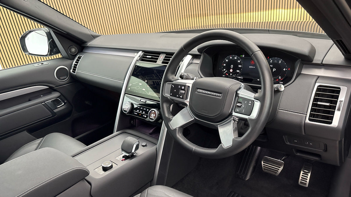 Land Rover Discovery Image 5