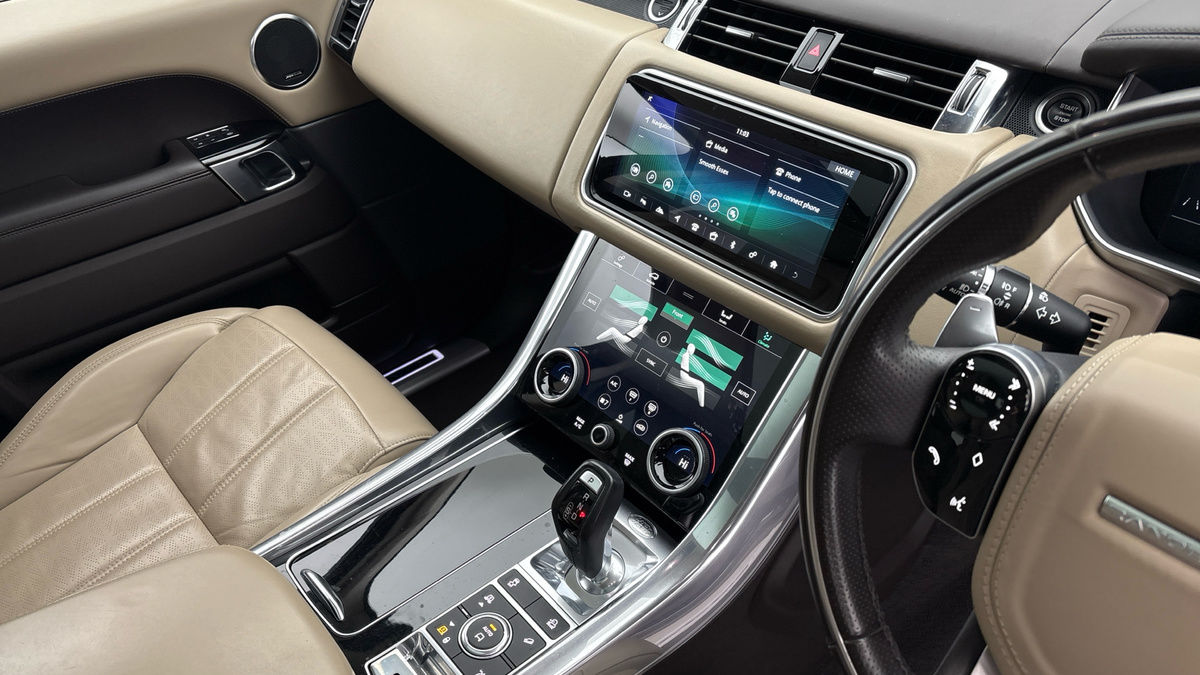 Land Rover Range Rover Sport Image 18