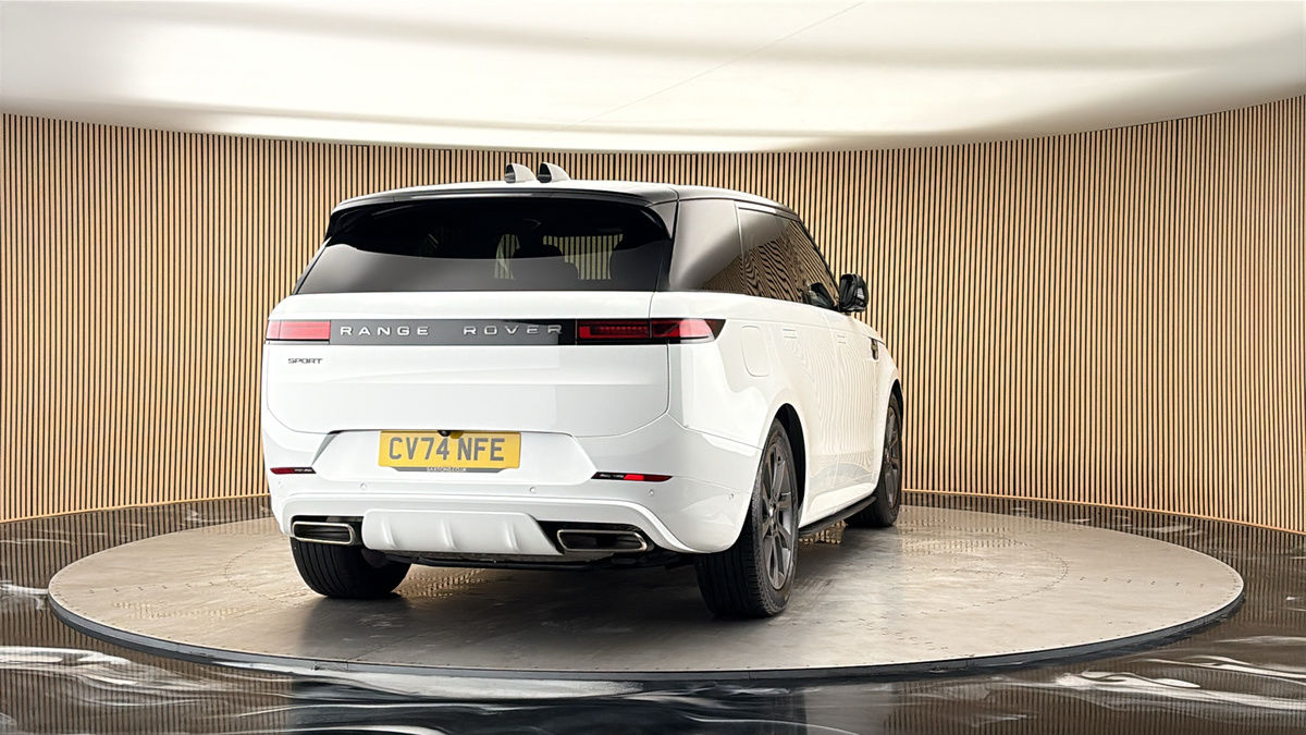 More views of Land Rover Range Rover Sport