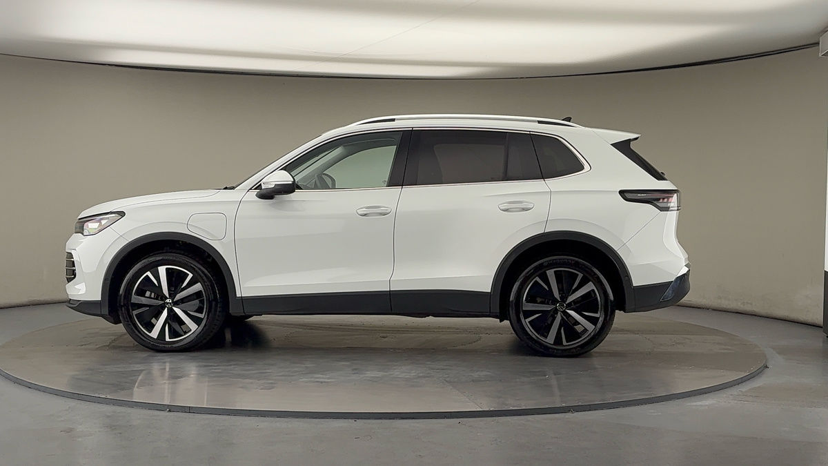 More views of Volkswagen Tiguan