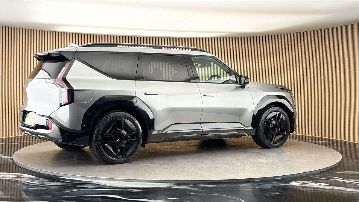 More views of Kia EV9