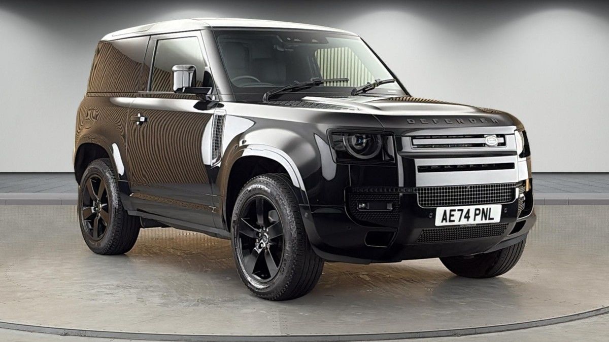 Land Rover Defender 90 Sticky Header Image