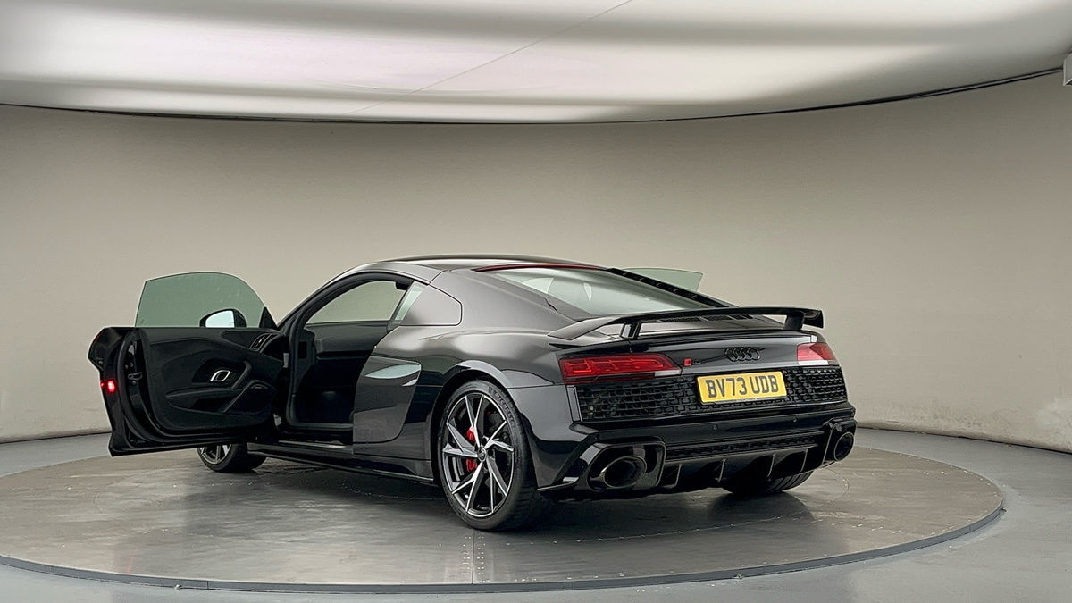 Audi R8 Image 23