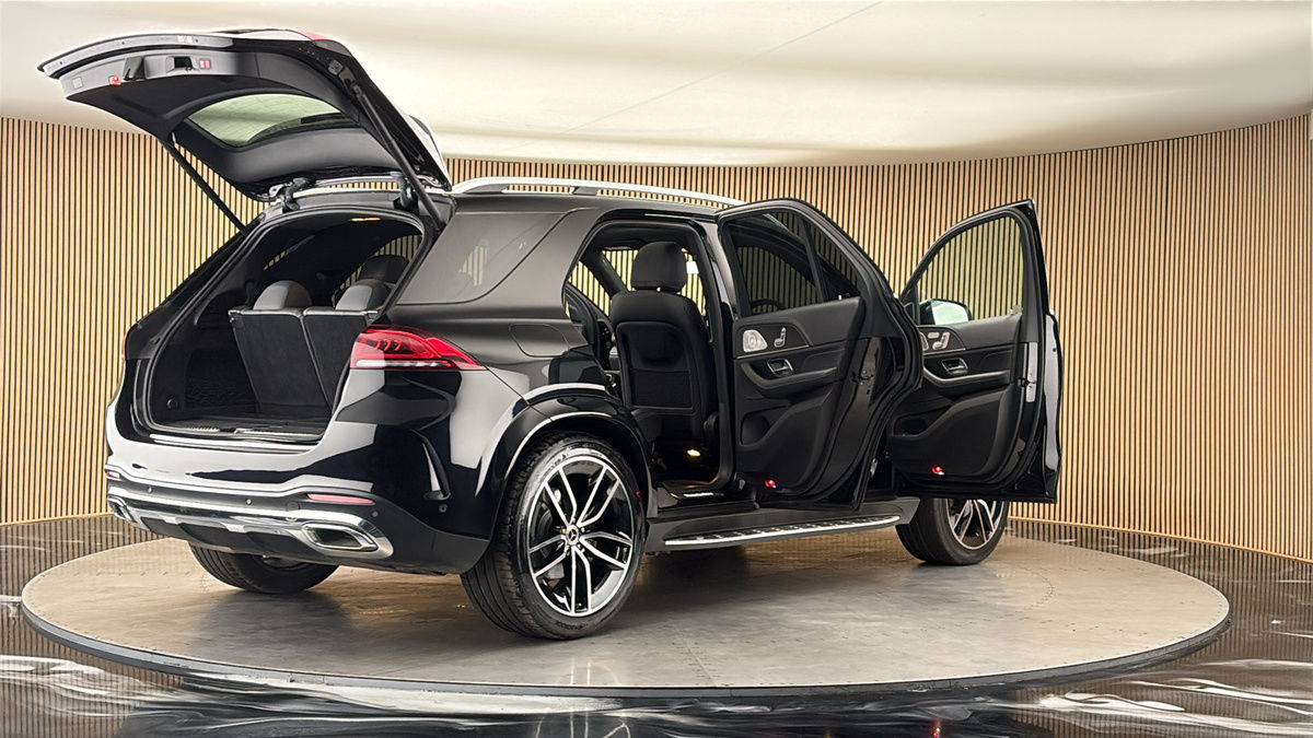 More views of Mercedes-Benz GLE