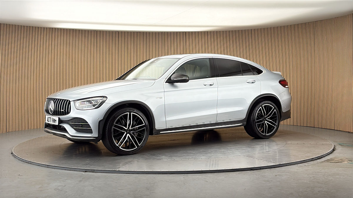 More views of Mercedes-Benz GLC