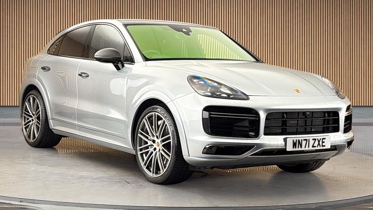 Porsche Cayenne Sticky Header Image