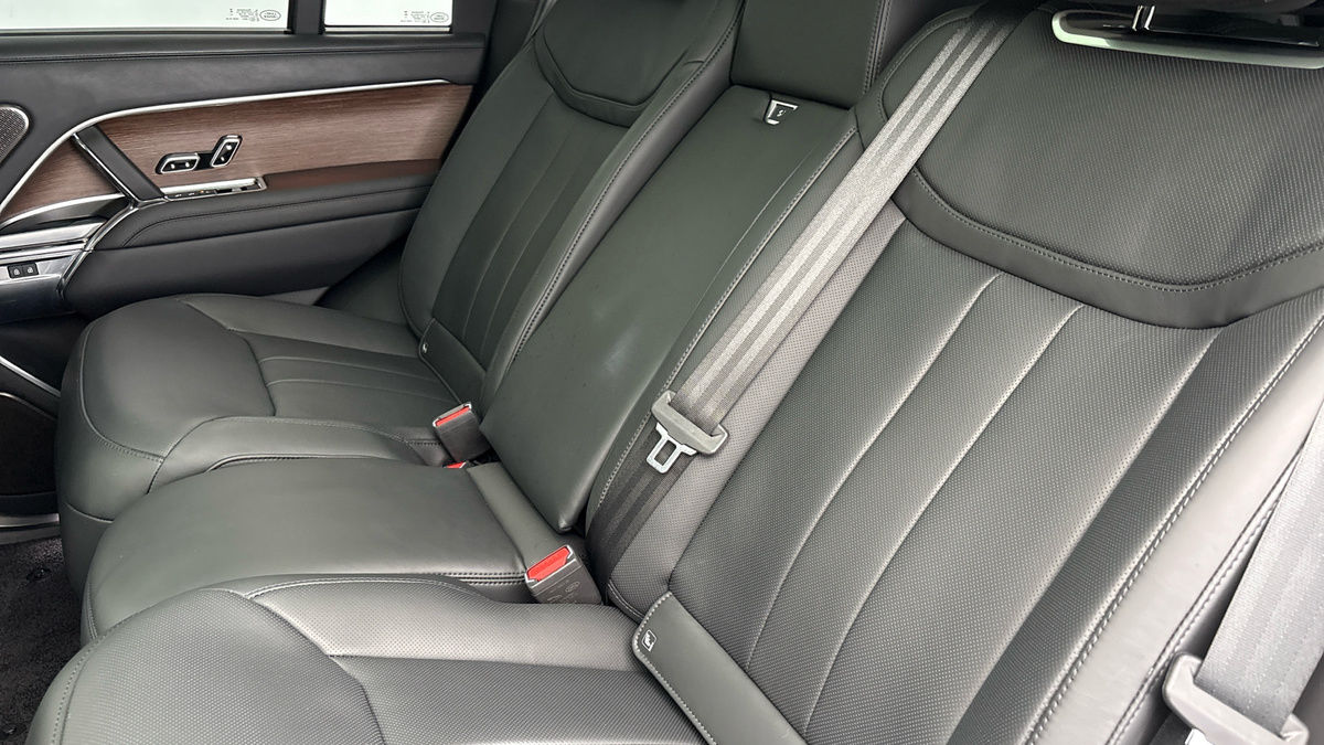 Land Rover Range Rover Image 8