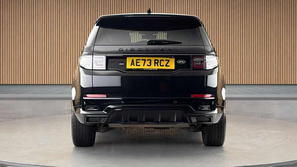 Land Rover Discovery Sport Image 4