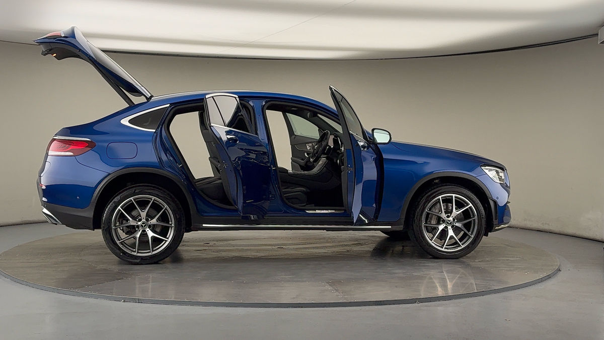 More views of Mercedes-Benz GLC