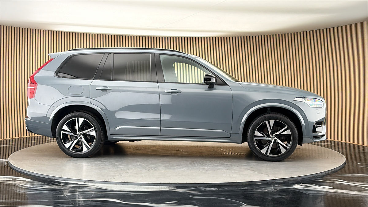 More views of Volvo XC90
