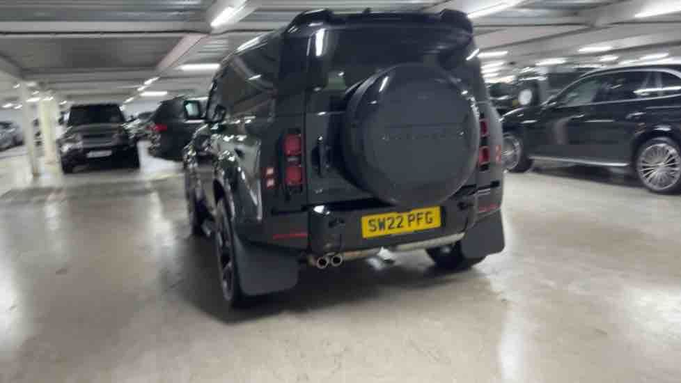 More views of Land Rover Defender 90