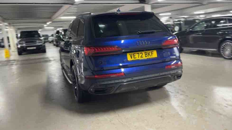 More views of Audi Q7