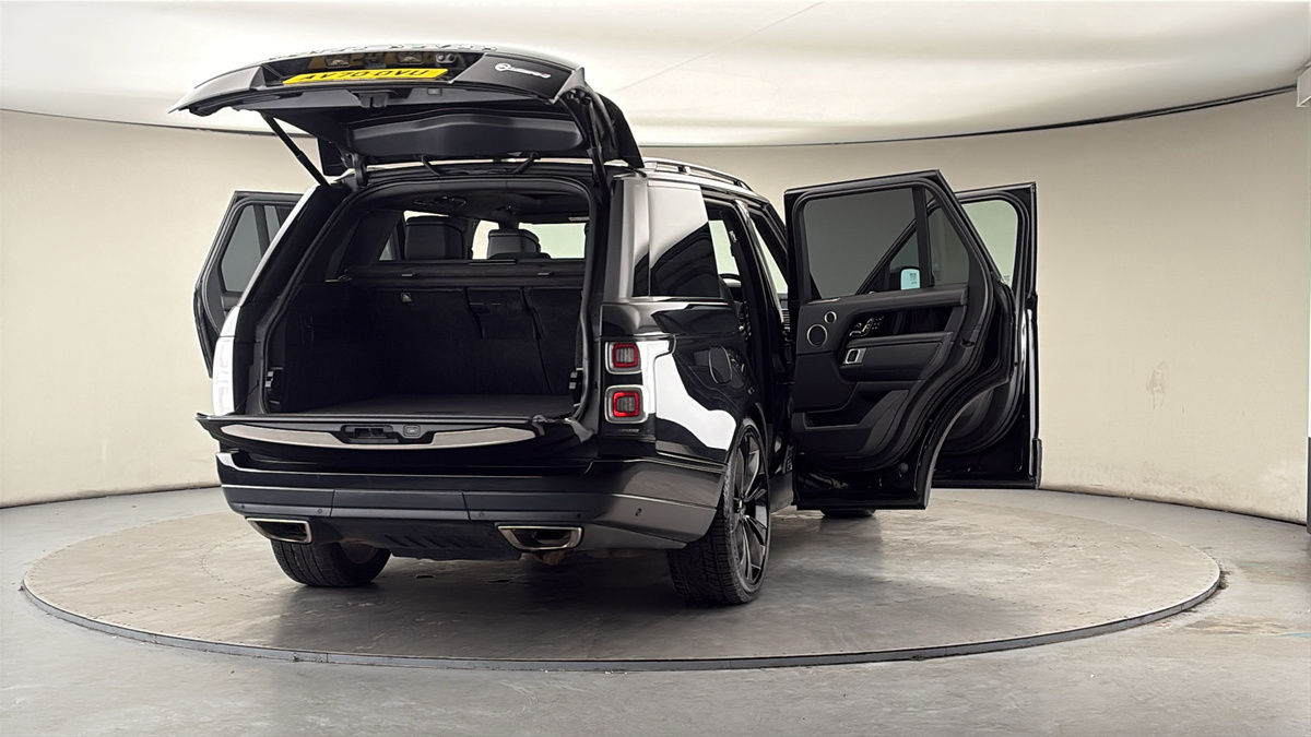 More views of Land Rover Range Rover