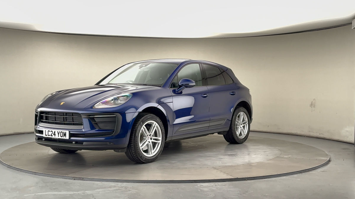 More views of Porsche Macan