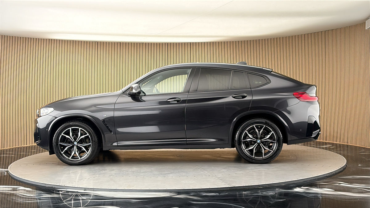 More views of BMW X4