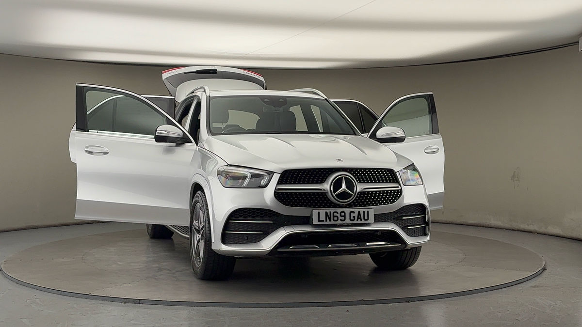 More views of Mercedes-Benz GLE