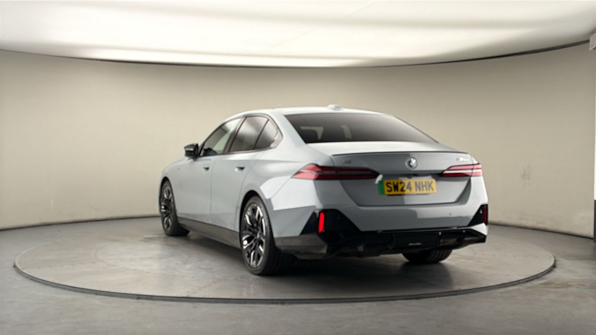 More views of BMW i5